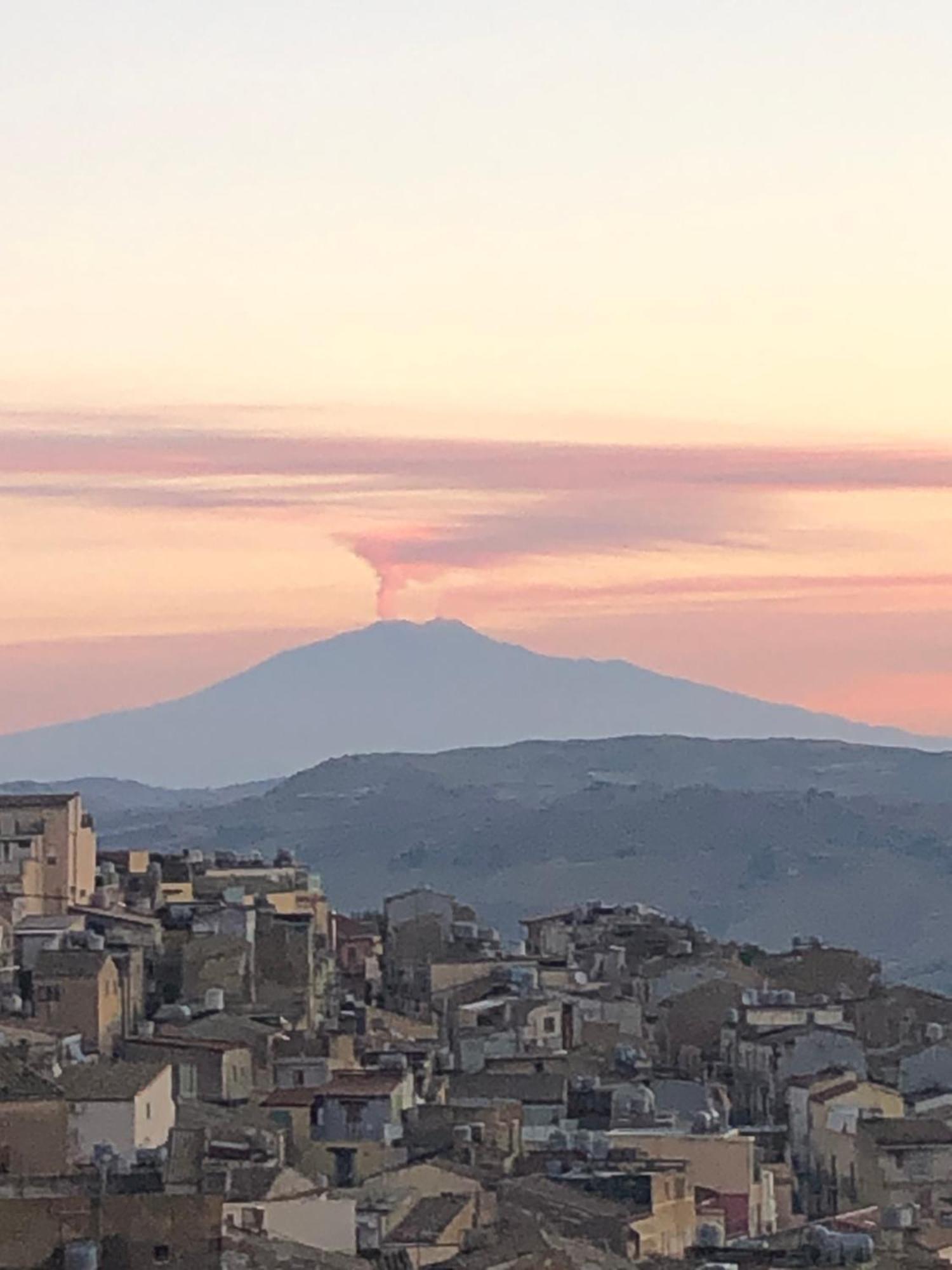 Il Piccolo Attico Bed & Breakfast Caltagirone Dış mekan fotoğraf